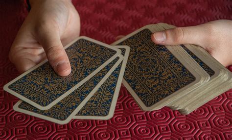 Card Counting the Dragon Bet in Baccarat .